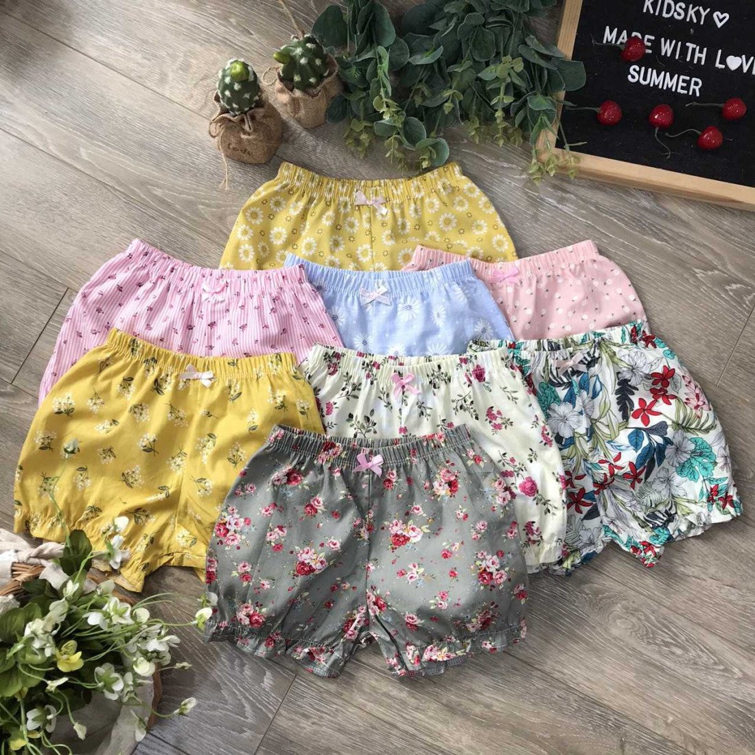 Quần đùi hoa bé gái - bán lô - bán chục-